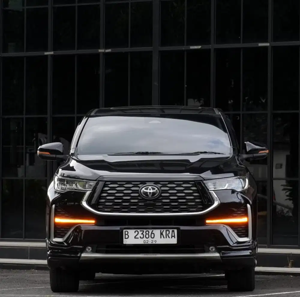 INNOVA ZENIX HYBRID Q 2024 MODELISTA