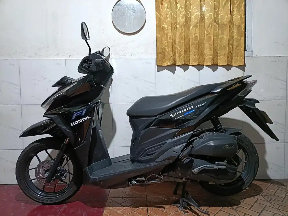 Vario 150 tahun 2017 pajak baru isi/tt boleh gan cash lebih bagus