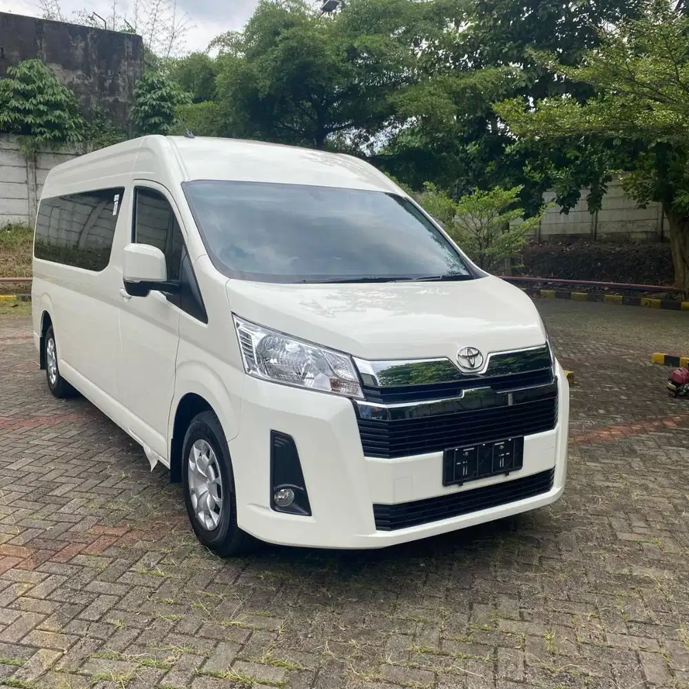 2025 Brand New Hiace Premio 2.8 Diesel MT