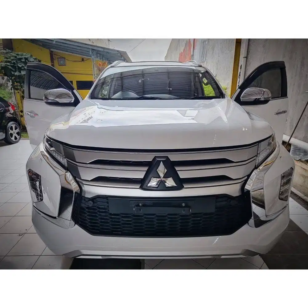 [NYARIS BARU] MITSUBISHI Pajero Sport Dakkar 4x2 Matic 2023 Antik