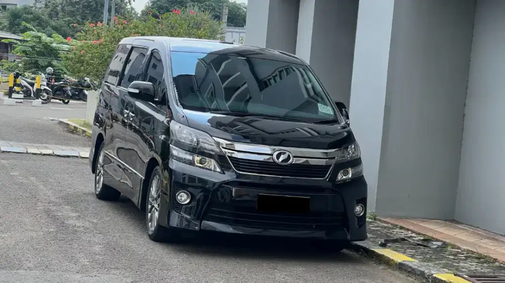 [ LOW KM ] Toyota Vellfire Z 2.4 Golden Eye CBU AT 2014/2015