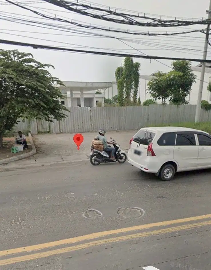 DIJUAL AREA KOMERSIAL EX SPBU JL RAYA MANYAR! LOKASI STRATEGIS POL!