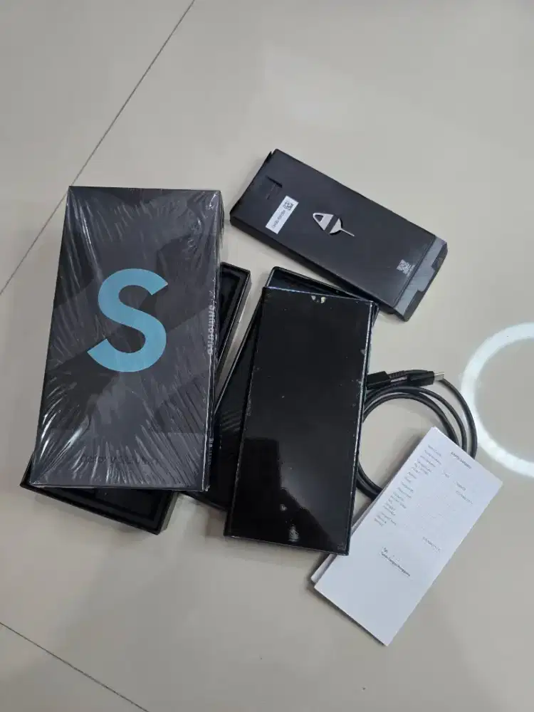 SAMSUNG Galaxy S22 ULTRA ex SEIN 12/256GB FULL