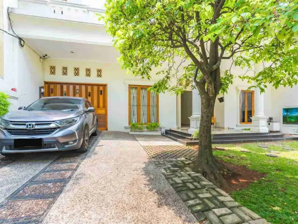 TURUN HARGA!
For Sale rumah mewah (full furnished )  di Tanah Abang,Jakarta Pusat 

L depan 15 m x P40m… 
L blkg 16 m ( ngantong ) 
SHM = 585 m2
Fisik = 618 m2

5KT, 3KM
Listrik 10.500
AC 5
Sofa 
Meja Makan + Kursi
Kulkas
Kitchen set 
PAM
Carport (1 + 2 m