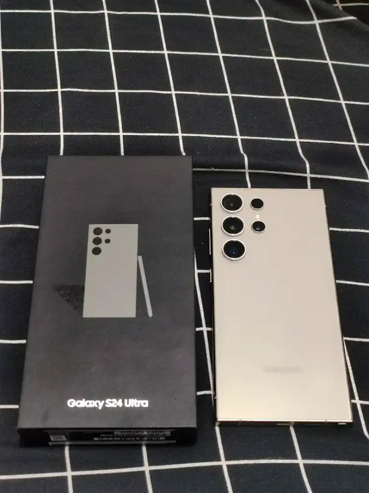 Samsung S24 Ultra 512 SEIN Tangan pertama tdak terpakai bukan plus 1TB