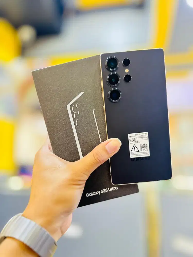 Samsung S25 Ultra 12/512 Like new