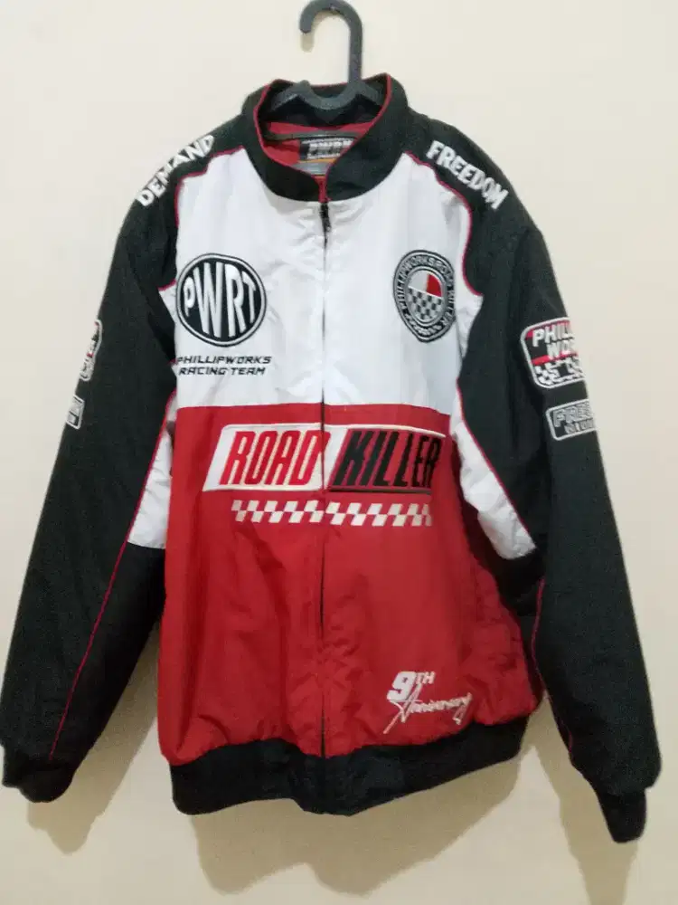 Jaket philip works
