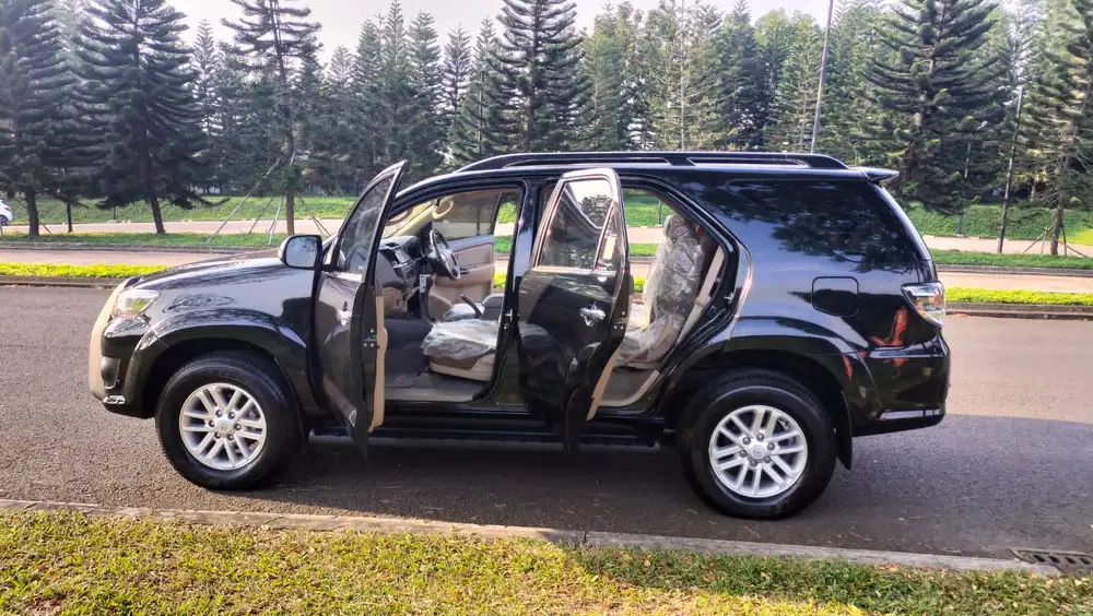 Toyota Fortuner 2011 Diesel