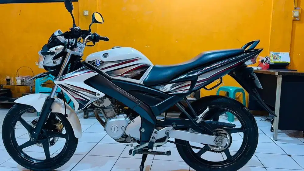 Yamaha Vixion full orijinal istimewa