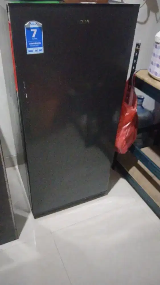 Kulkas aqua 1 pintu