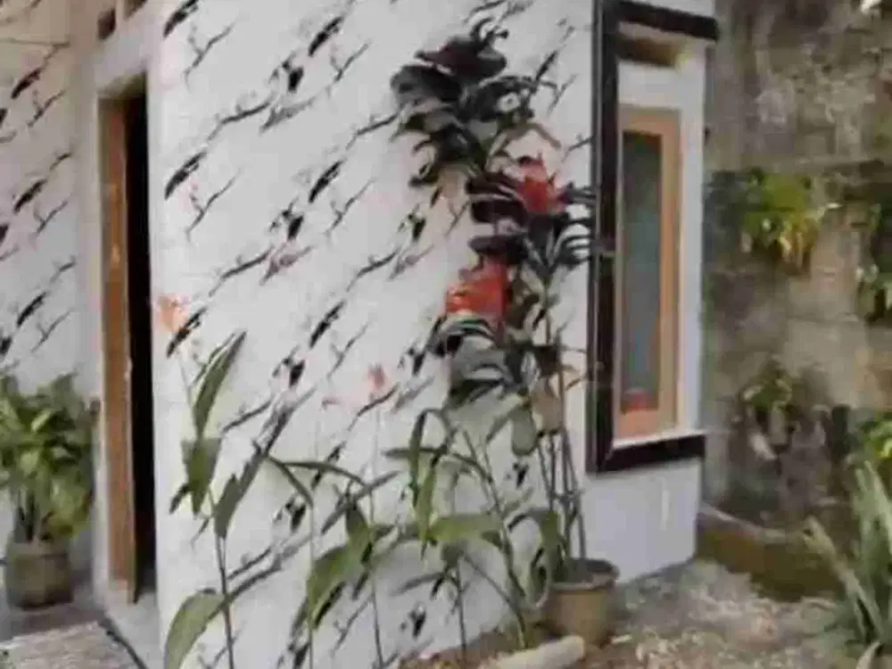 Di jual rumah minimalis mungil disain yg sangat bagus lokasi Sudimara kunciran Ciledug Tangerang kota