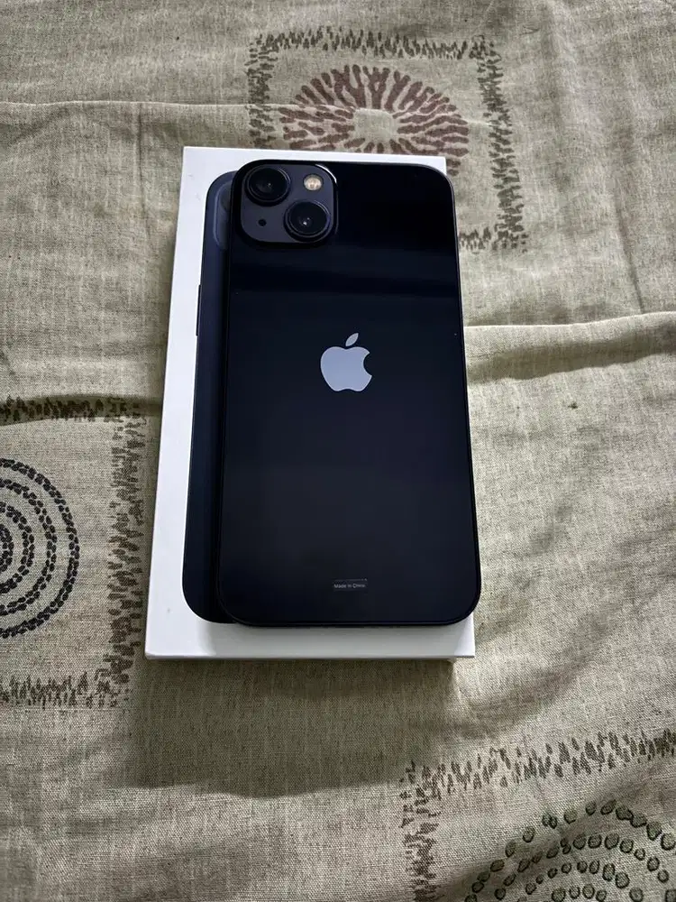 (Preloved) - Iphone 13 - (128GB)