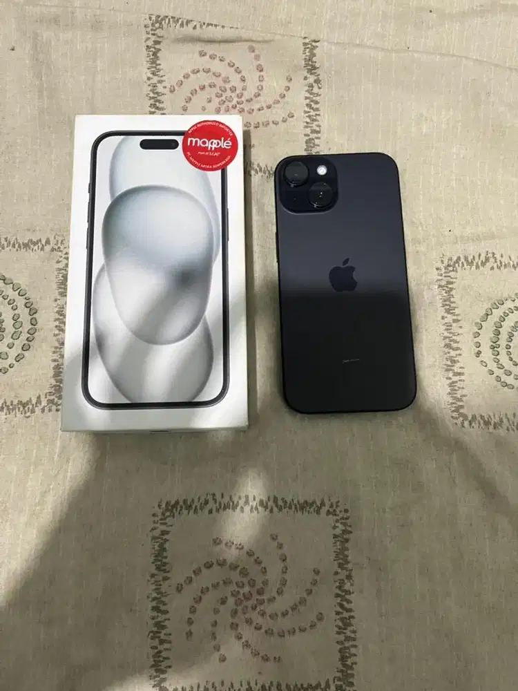 (Preloved) - Iphone 15 - (128GB)