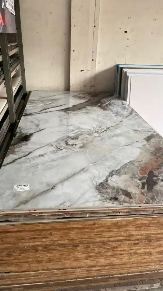 Wallgranite PVC tebal 4 mili