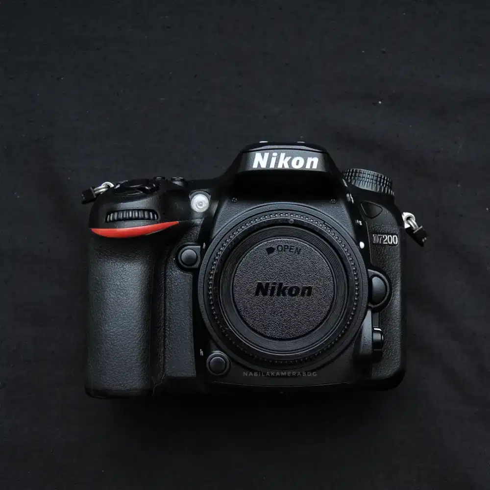 NIKON D7200 BODY ONLY