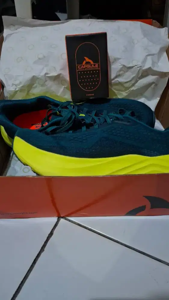 Sepatu Running Ortus