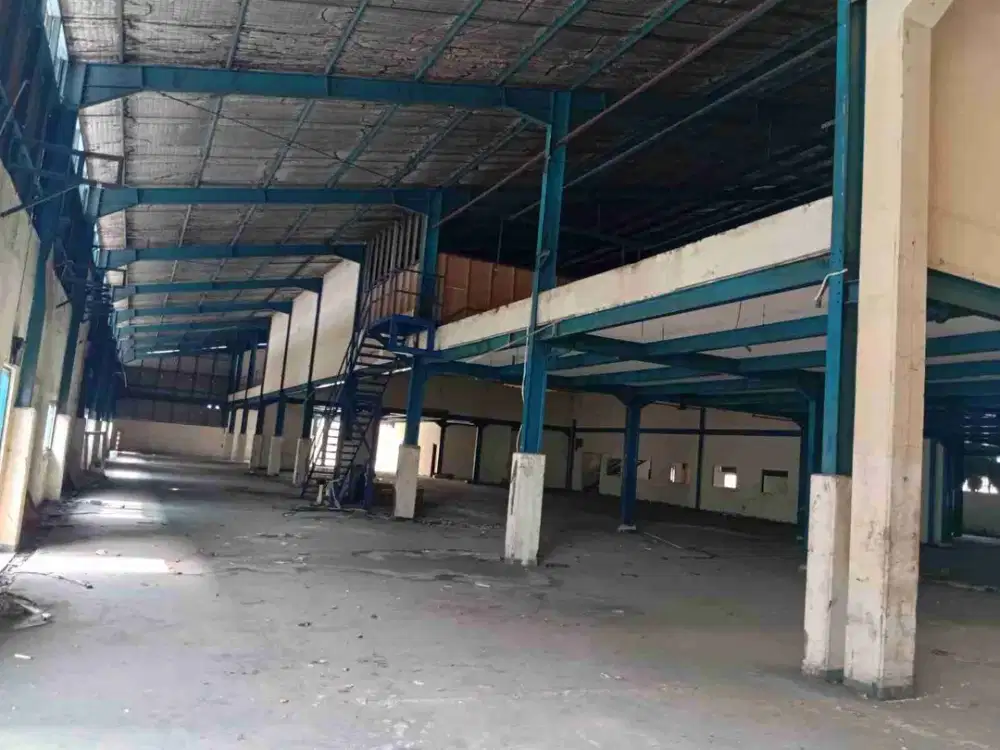 DI SEWAKAN GUDANG/JUAL KAWASAN JABABEKA CIKARANG