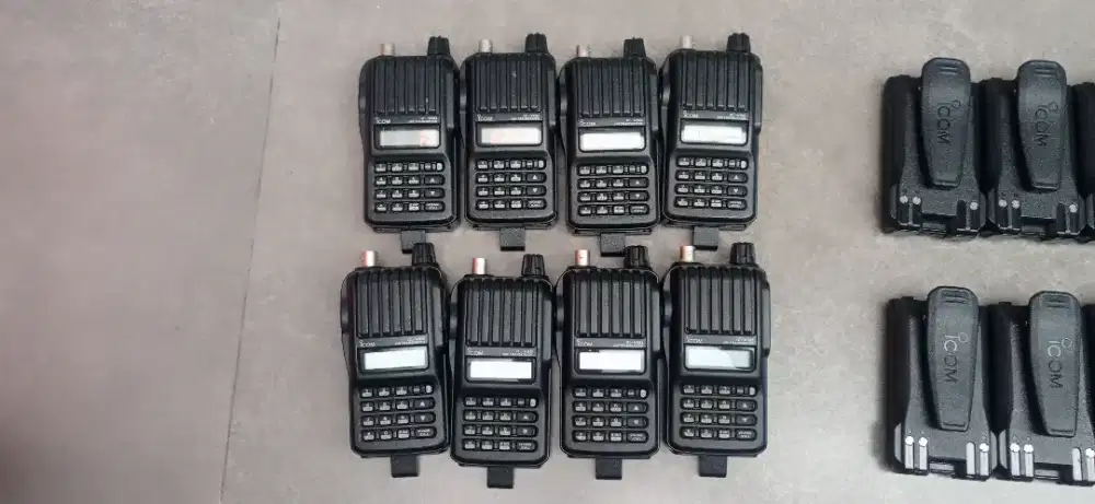 Di jual HT merk Icom