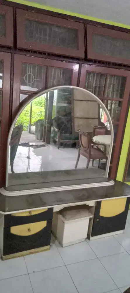 kaca rias meja set siap pakai nego cod rungkut ok
