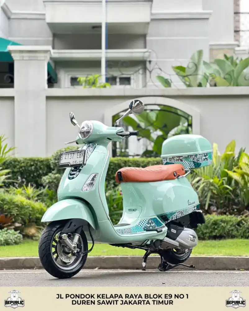 JUAL VESPA LX 125 IGET FACELIFT BATIK TAHUN 2023 PERCECT CONDITION