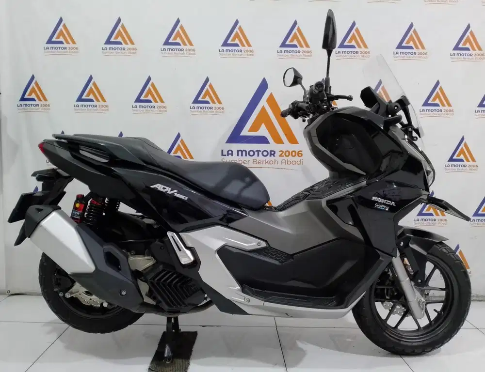 ADV 160 CBS 2025 VERY LOW KM 2K LIKE NEW CASH/KREDIT KTP DAERAH BISA