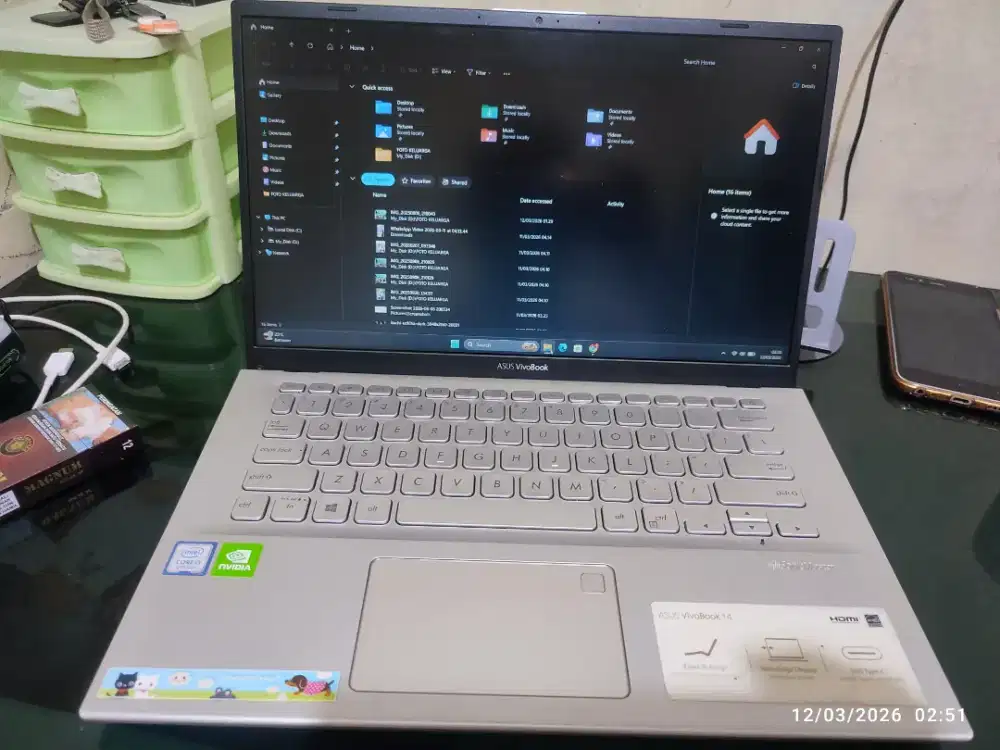 Asus vivobook 14