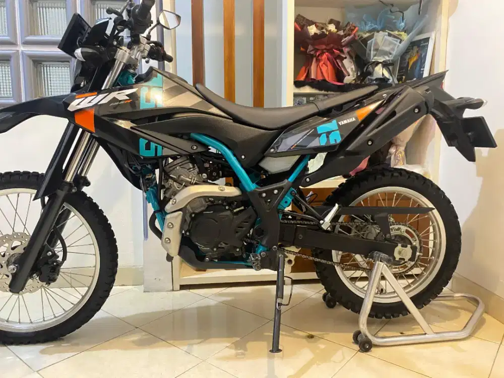 WR 155R gress hampir kayak baru