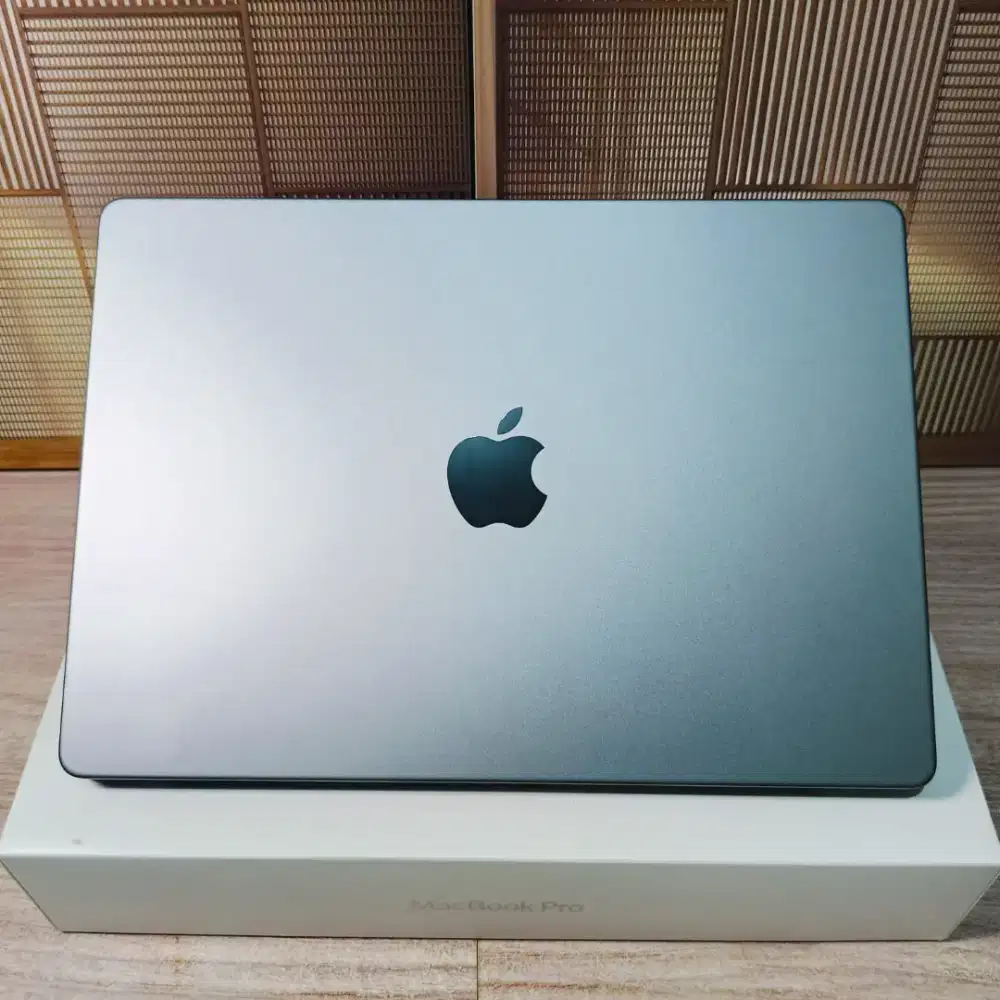 Macbook M1 PRO 14 inchi Ram 32gb Ssd 512gb