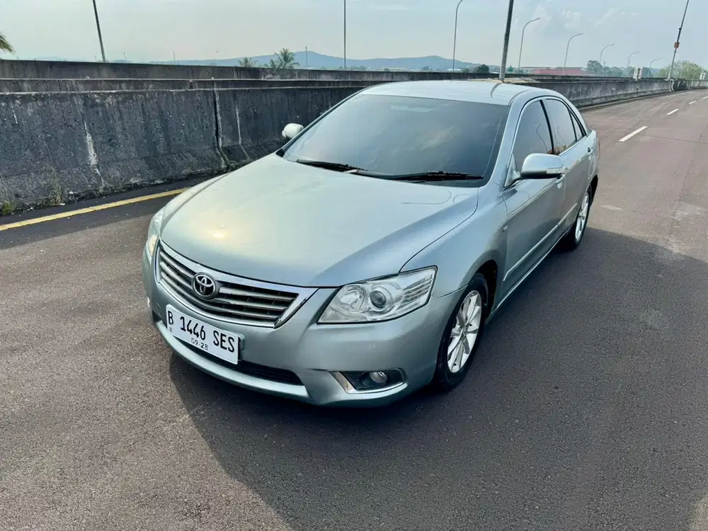 New Camry 2.4 G, A/T Matic, Warna Silver Metalik, 2009, KM 178rb