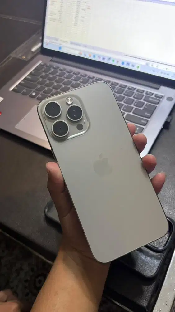 iPhone 15 Pro Max 256gb ex Inter