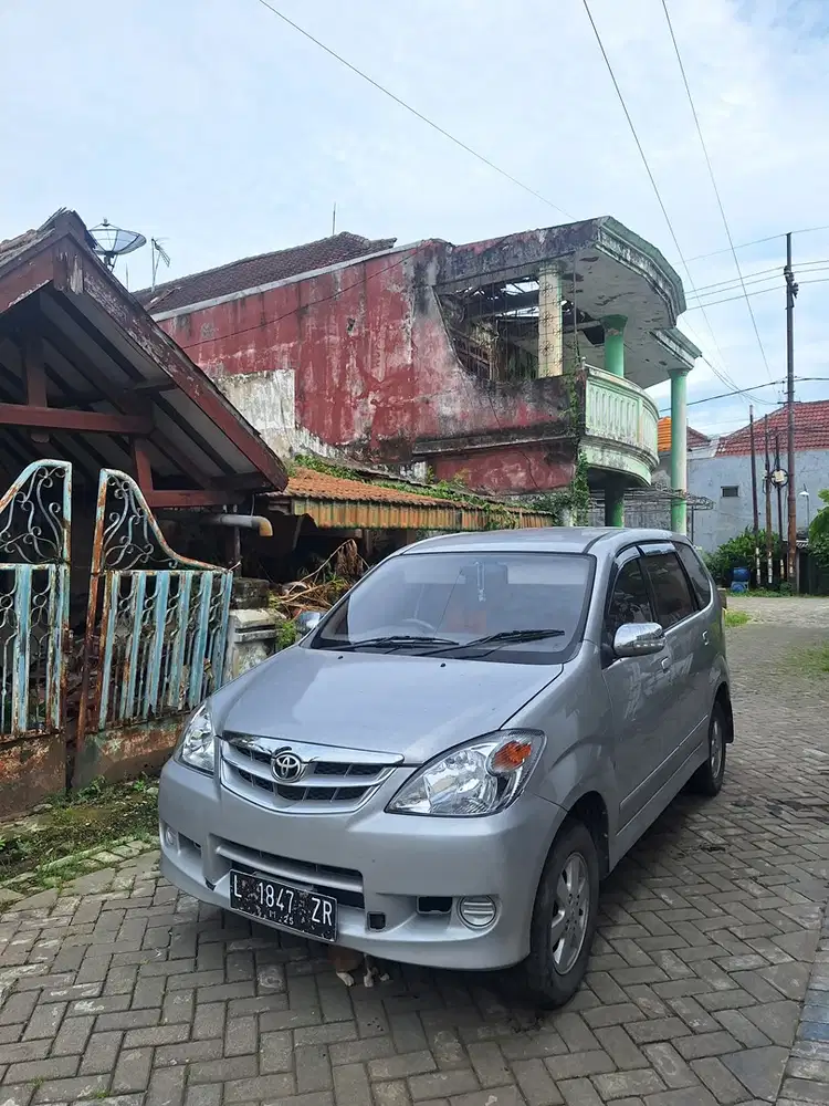 Toyota Avanza 2010 Bensin