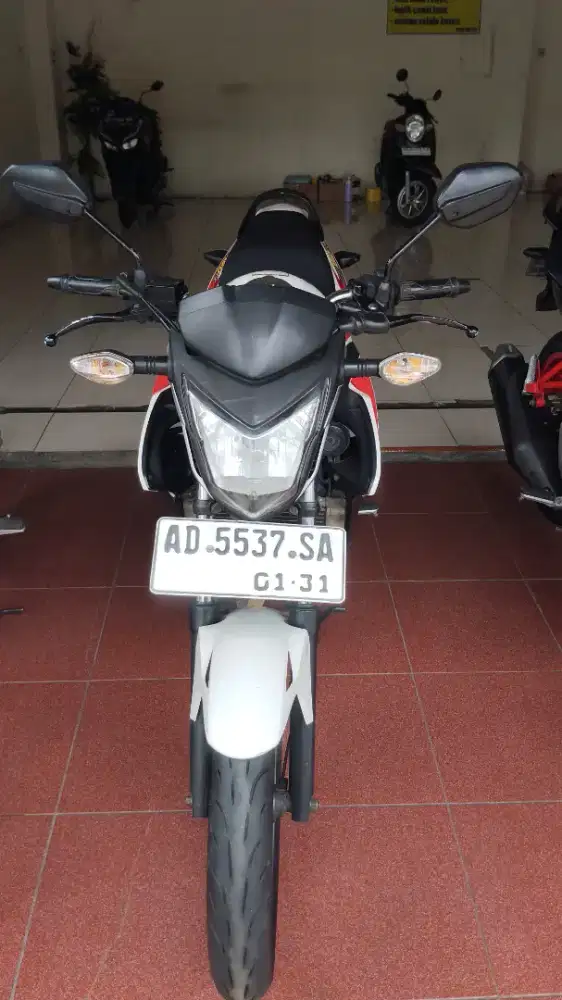 Honda CB150R Tahun 2015