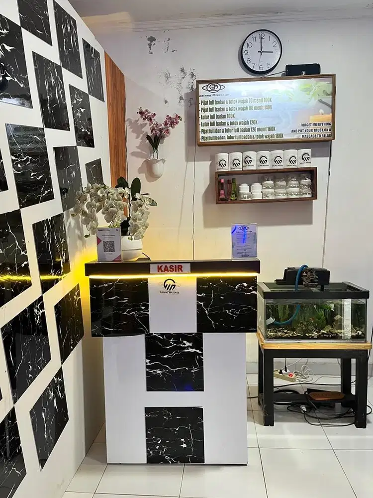 Lowongan kasir & therapist