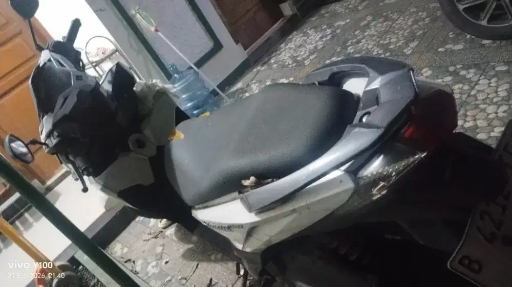 Vario 150 cc 2015 surat lengkap  ada minus