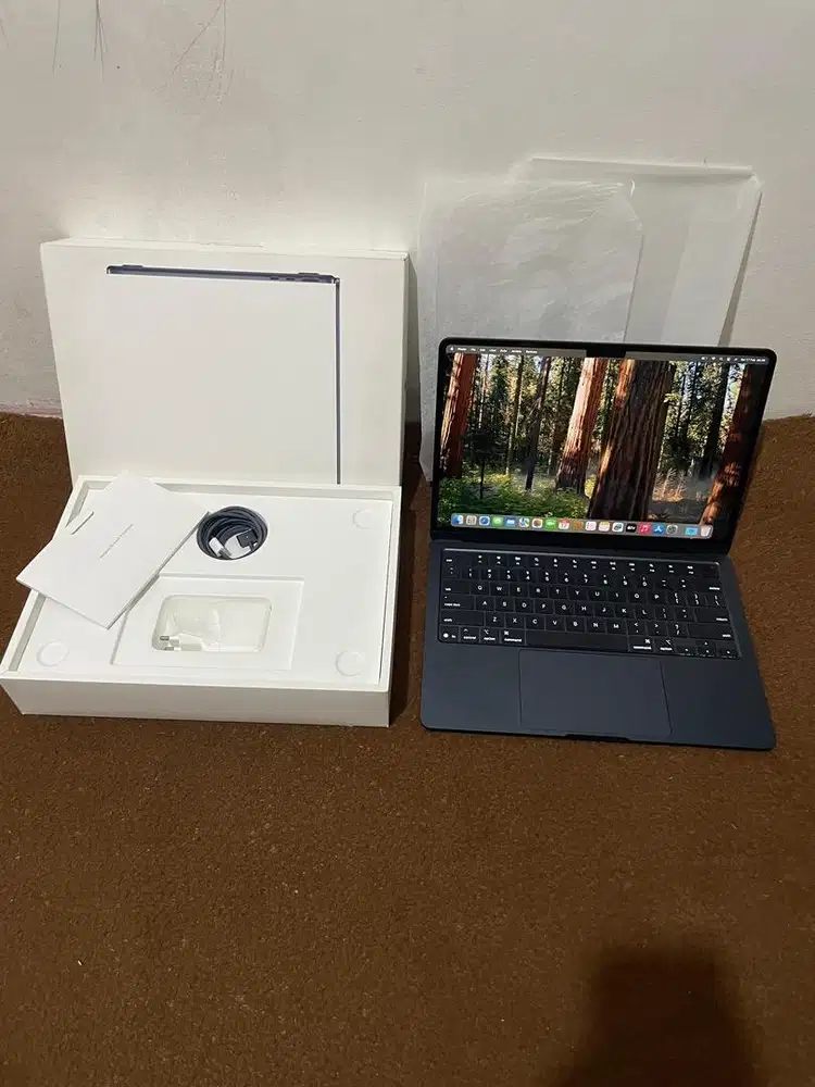 Macbook Air M4 16/512 Like New Resmi