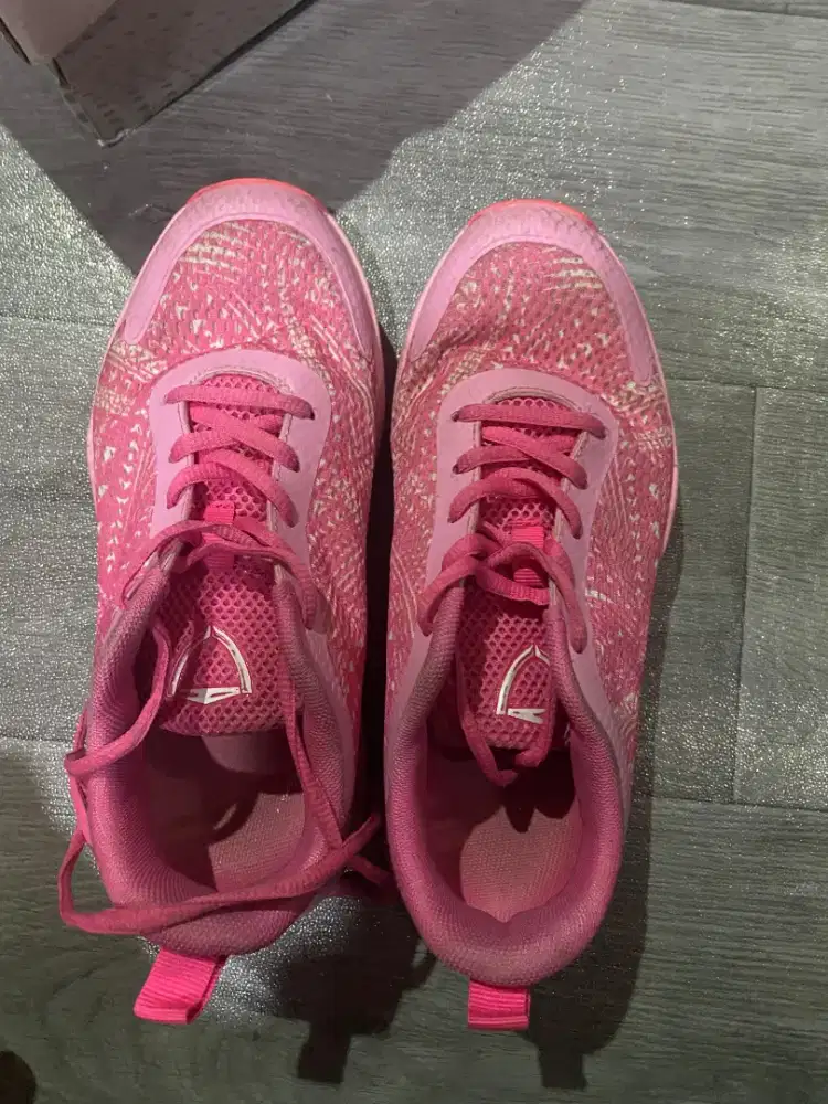 Guard baskeball shoes Gdz1 pink colorway