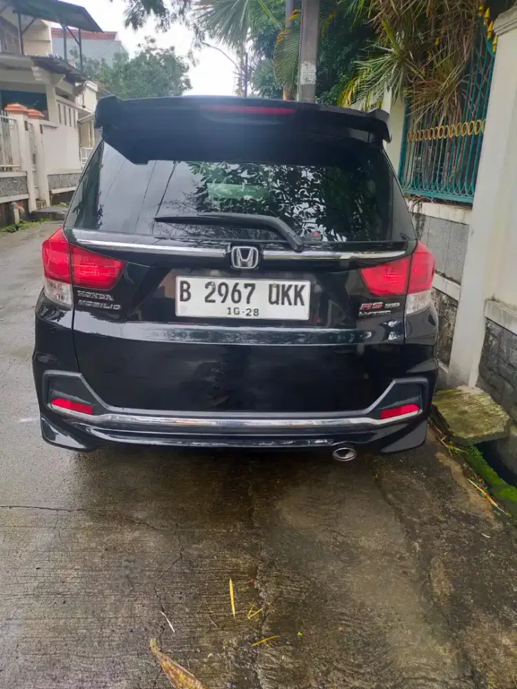 HONDA  MOBILLIO RS MATIC 2018 STNK PANJANG..