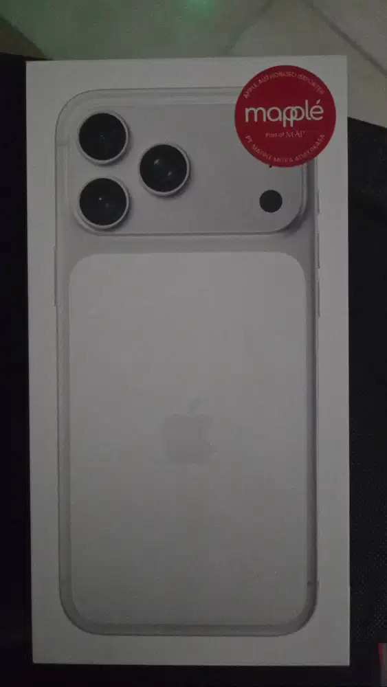 NEW-iPhone 17 ProMax 256 SILVER