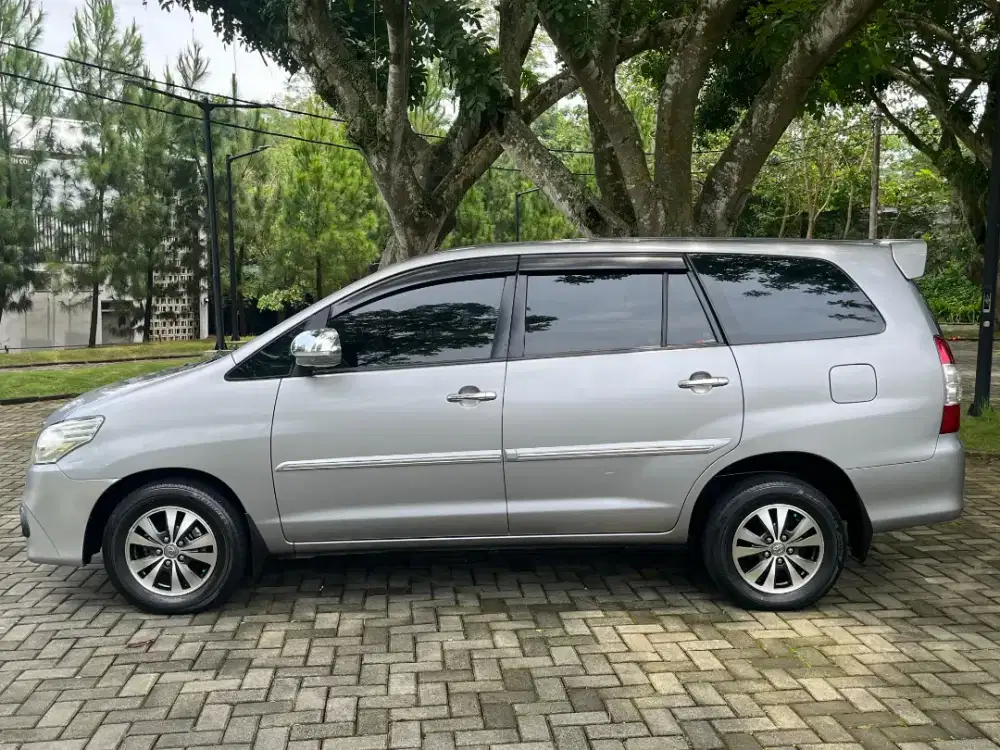 ANTIK! Innova G Diesel 2015 Low KM