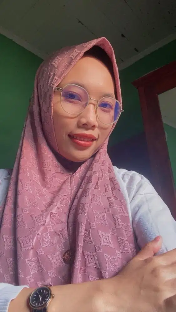 Mencari kerja/ penitipan anak