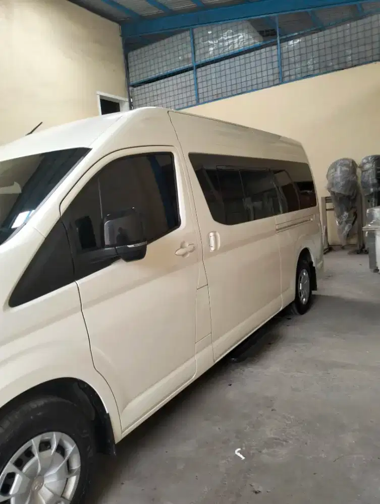 Bengkel khusus pasang kaca film mobil di jamin rapi