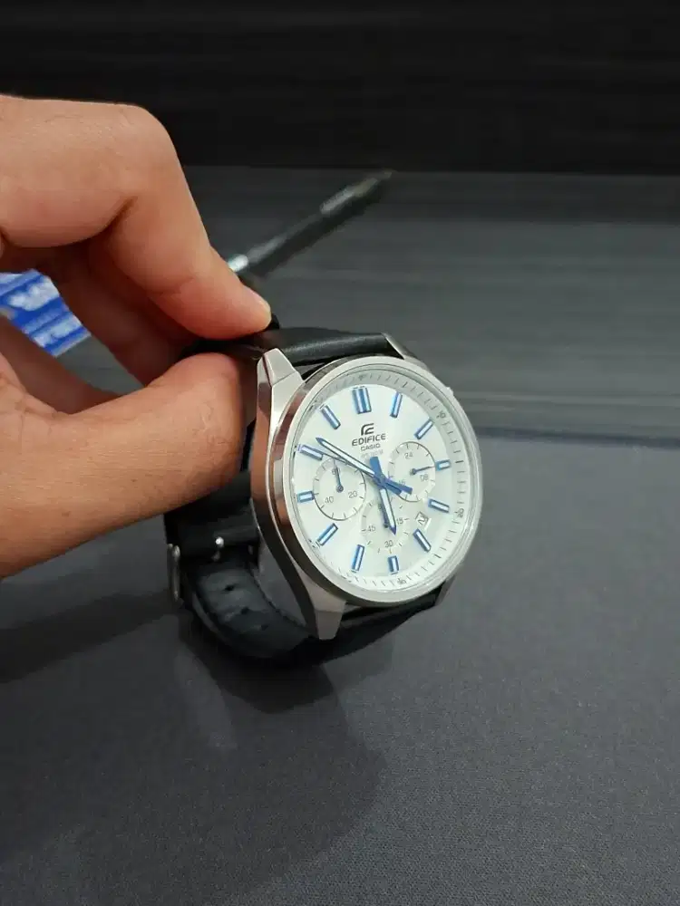Jam Tangan Casio Edifice EFV-650L-7A