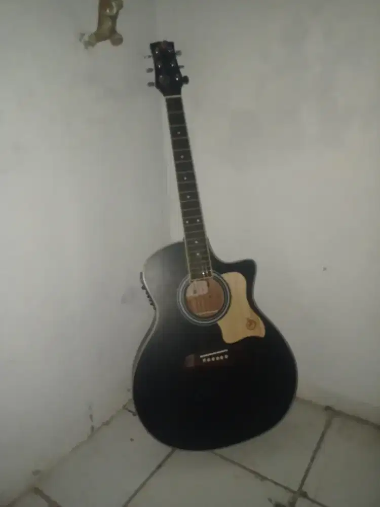 Gitar akustik elektrik mandalika de ticco series