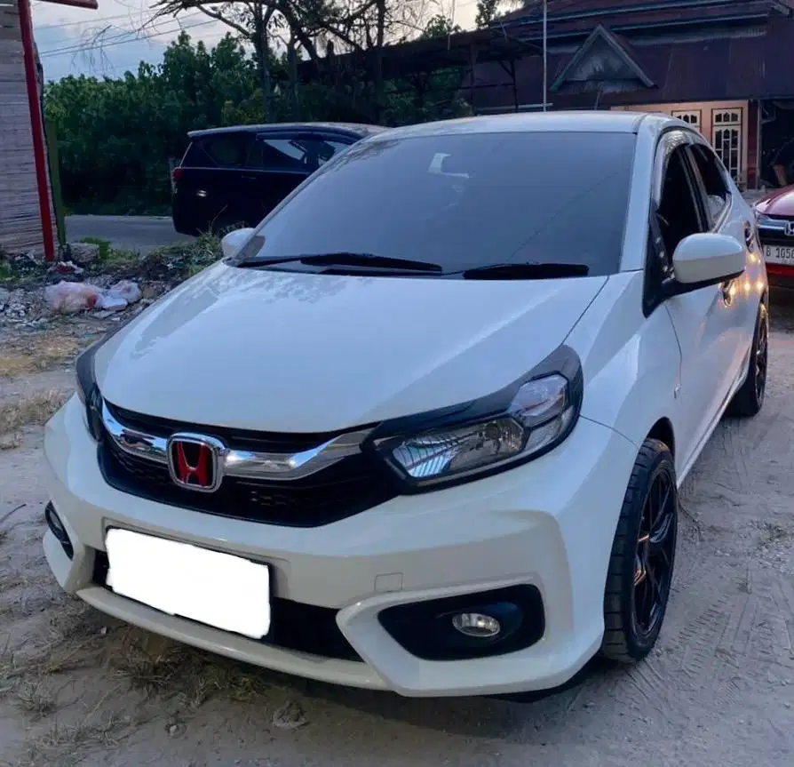 Di Jual Cepat Alnew Brio E 1,2 MT 2019 Km76Rb Kondisi super istimewa