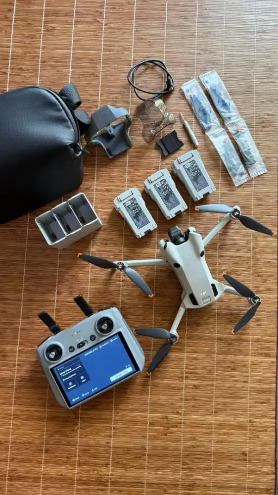 Drone DJI Mini 4 Pro Combo biasa