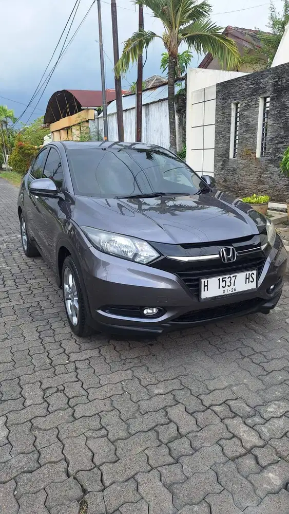 Honda HRV E Matik pol H asli pajak baru, sampai Januari 2027 Orisinil
