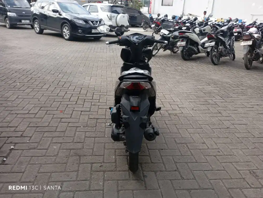 Beat Deluxe 2022. BPKB ada