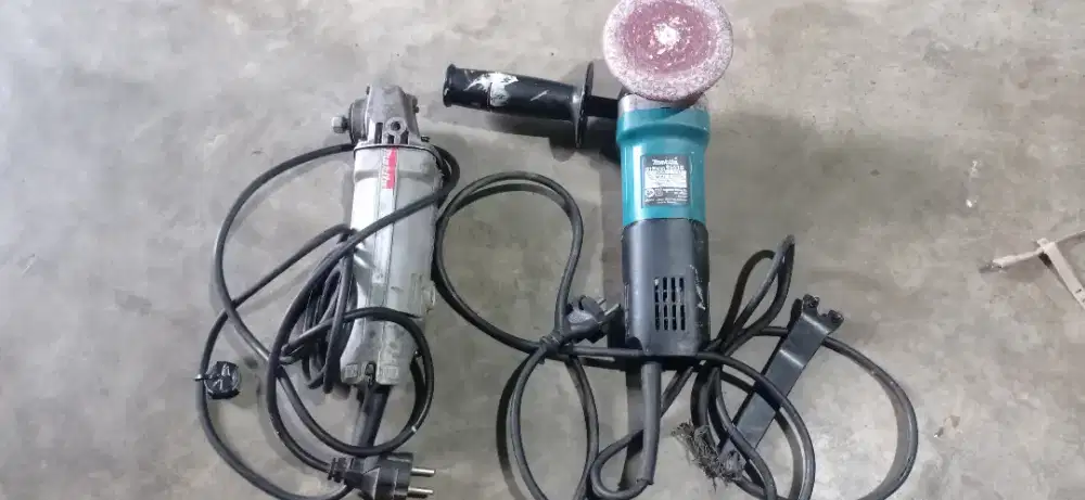 Jual cepat 2 bh gerinda MAKITA kondisi malas perbaiki