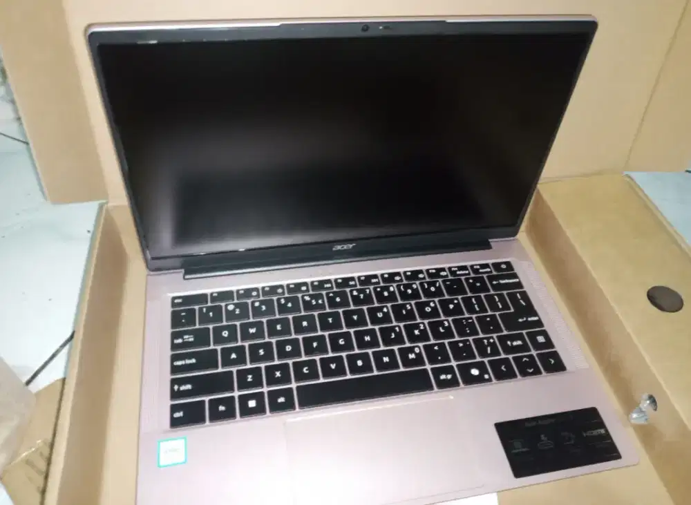 pemakaian 1 bulan Acer Aspire Lite 14