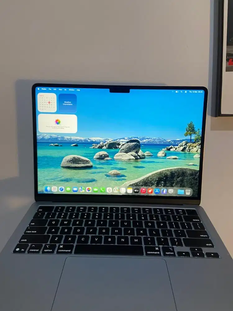 MacBook Air M4 16GB/256GB Sky Blue – Fullset iBox, Garansi On